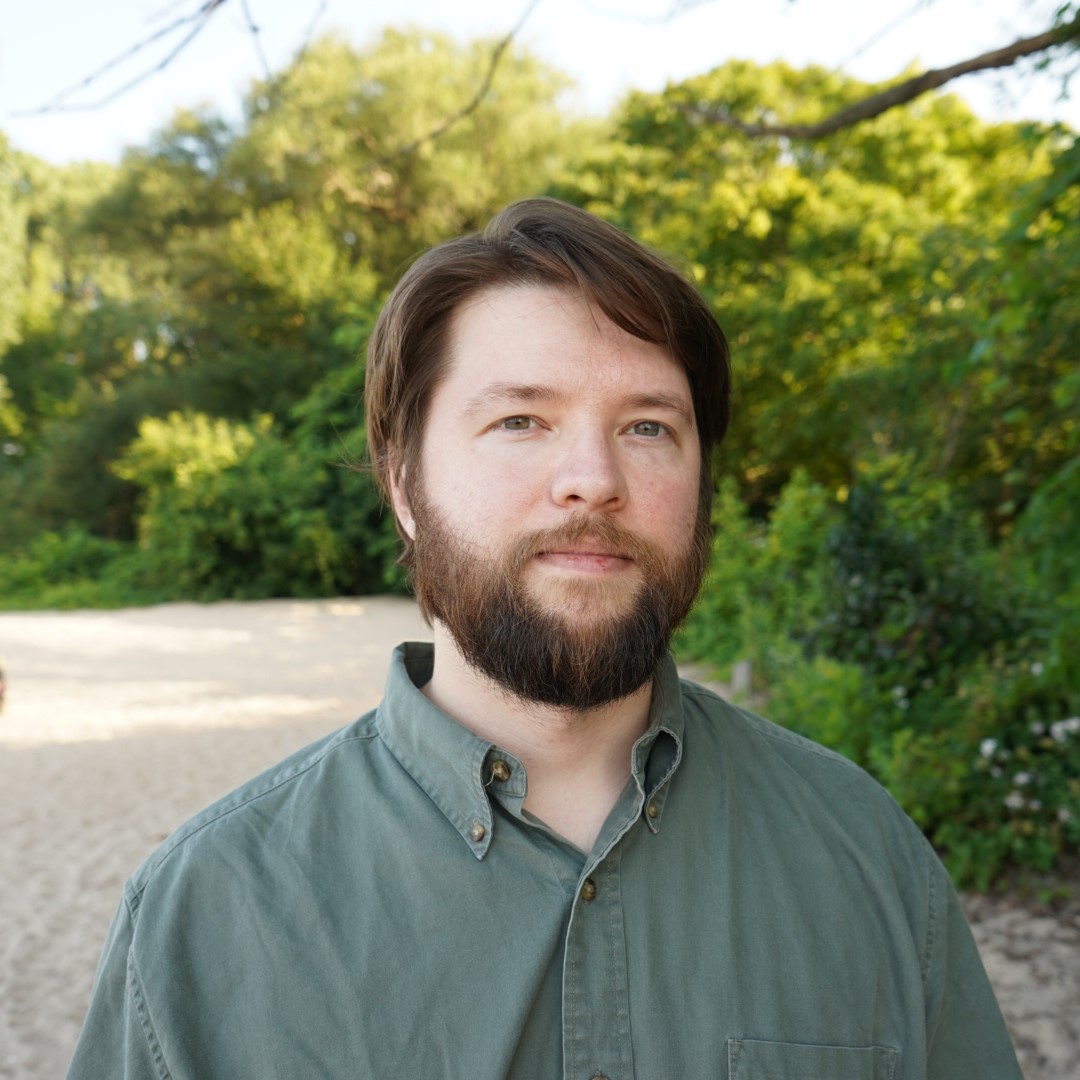 Portrait photo of Doug McGillivray